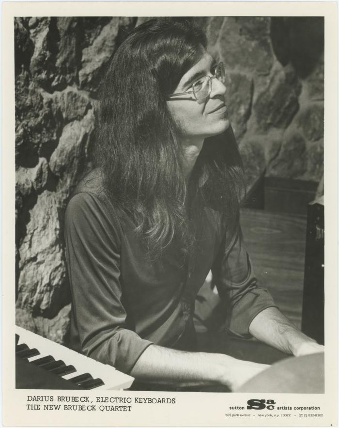 Darius Brubeck at keyboard (Wilton, Connecticut)