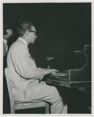 Dave Brubeck, Bob Bates in performance