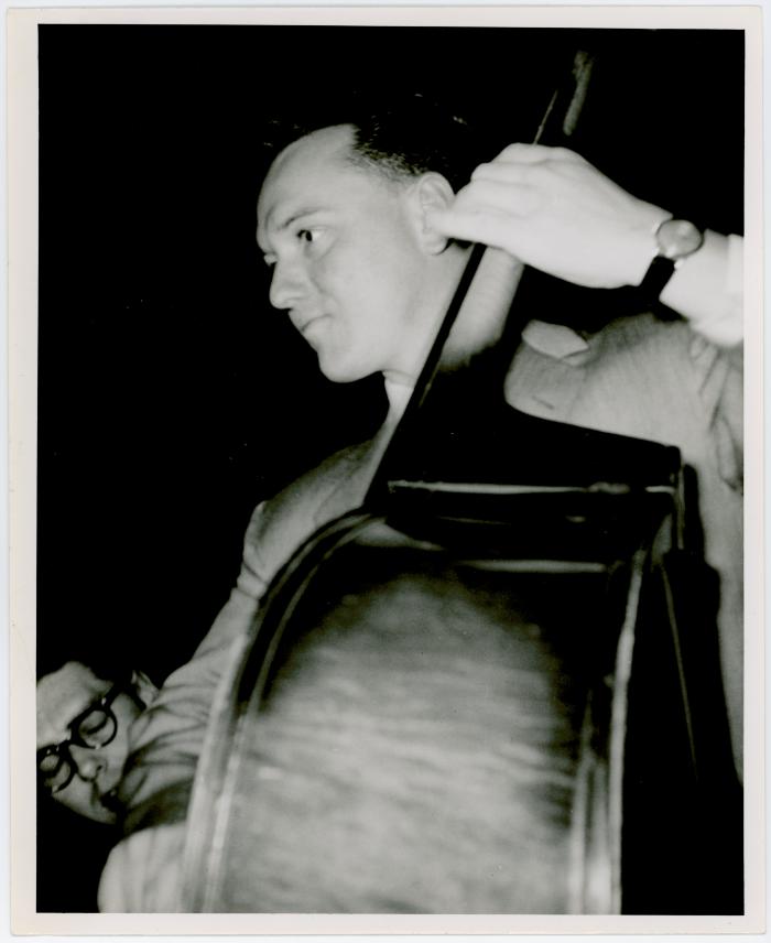 Bob Bates and Joe Dodge in performance (Wilson Auditorium, University of Cincinnati, Ohio)