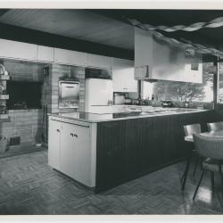 6630 Heartwood -- Kitchen (Oakland, California)