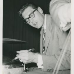 Joe Dodge in performance (Wilson Auditorium, University of Cincinnati, Ohio)