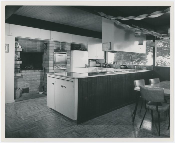 6630 Heartwood -- Kitchen (Oakland, California)