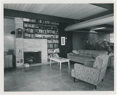 6630 Heartwood -- Living room (Oakland, California)