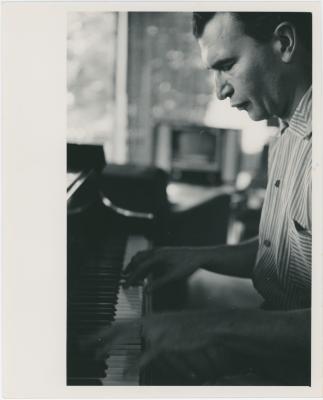 Dave Brubeck at piano in home #1 -- (Oakland, California) (8x10; credit: Bethlehem Pacific)