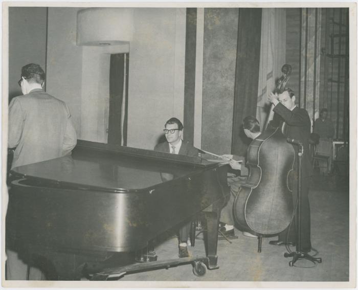 Dave Brubeck, Paul Desmond (back) Joe Morello and Norman Bates in performance #2