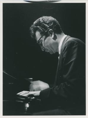 Dave Brubeck in performance (Baker's Lounge, Detroit, Michigan)