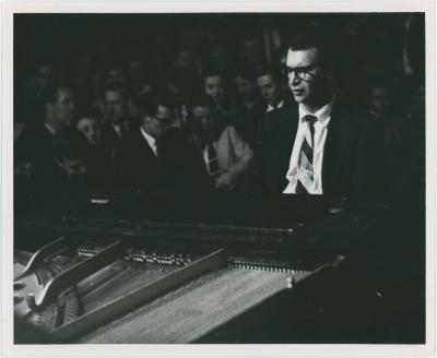 Dave Brubeck in performance #1 (Waterloo, Iowa)