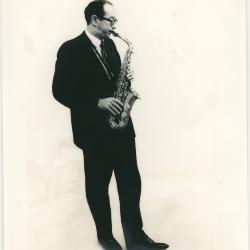 Paul Desmond in studio performance
