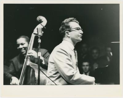 Dave Brubeck, Eugene Wright in performance