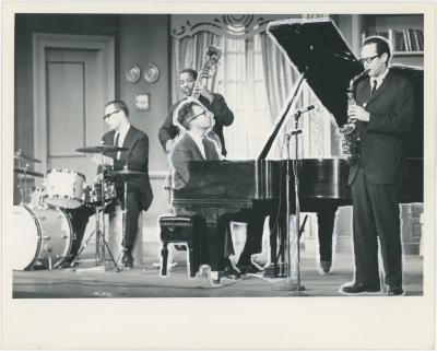 Dave Brubeck, Joe Morello, Eugene Wright, Paul Desmond in rehearsal on theatre set