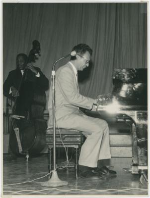 Dave Brubeck Quartet performing at the Los Angeles, New Zealand Music Festival (New Zealand)