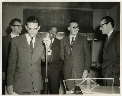 Bill Smith and Dave Brubeck Quartet behind him (Sydney, Australia)