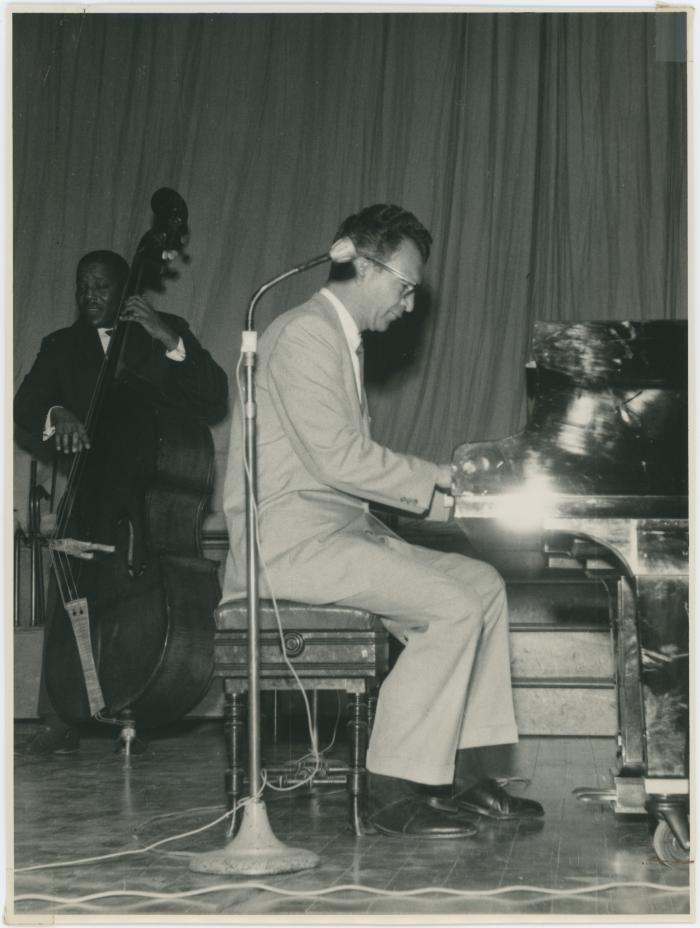 Dave Brubeck Quartet performing at the Los Angeles, New Zealand Music Festival (New Zealand)