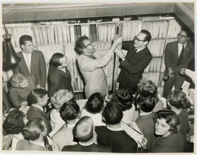 Paul Desmond and Dave Brubeck: "fun and games" with a didjeridoo (Brash's Music Store, Melbourne, Australia)