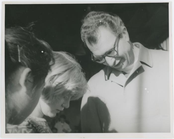 Dave Brubeck with fans (New Zealand)