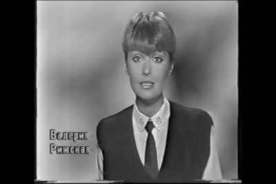 Larissa Dedova and Mikhail Volcock playing "They All Sang Yankee Doodle"