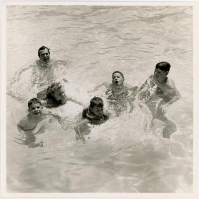 Dave Brubeck, Chris Brubeck, Catherine Brubeck, Michael Brubeck, Darius Brubeck in swimming pool at Irving Townsend house (Wilton, Connecticut)